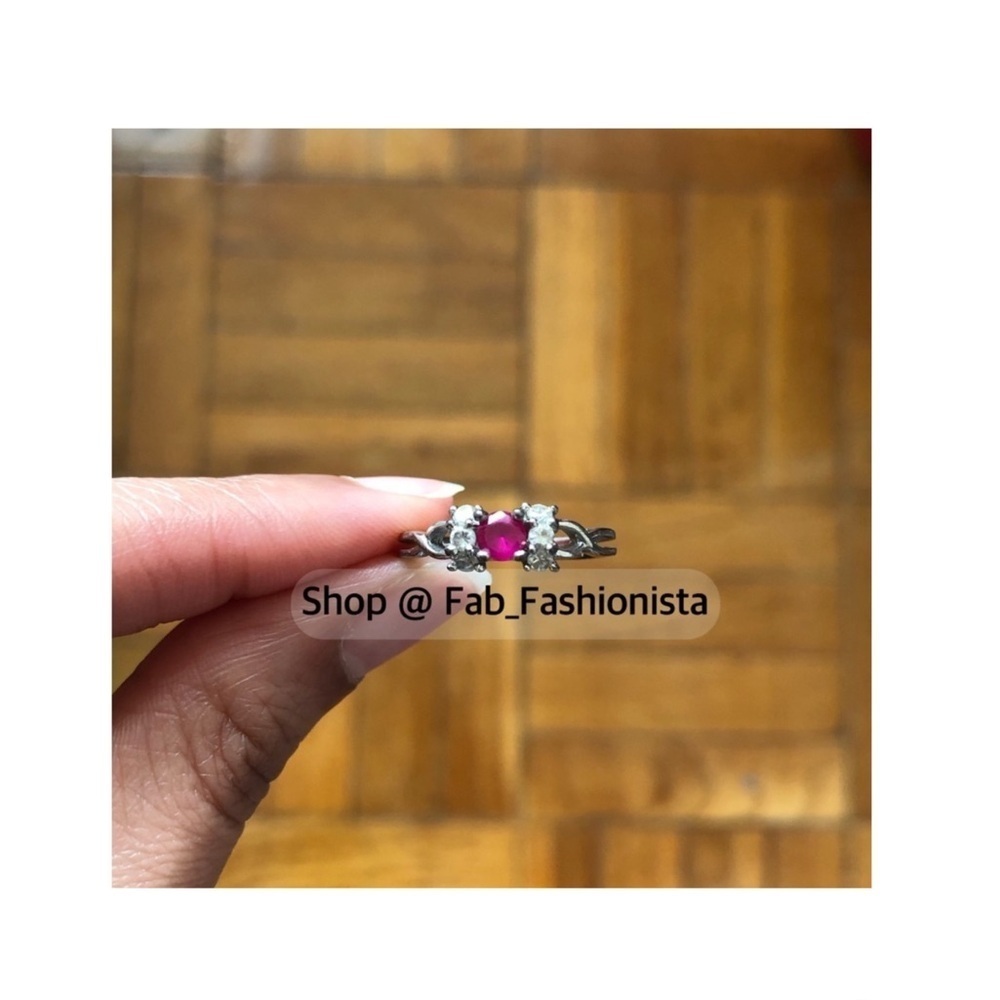 Sterling silver garnet ring